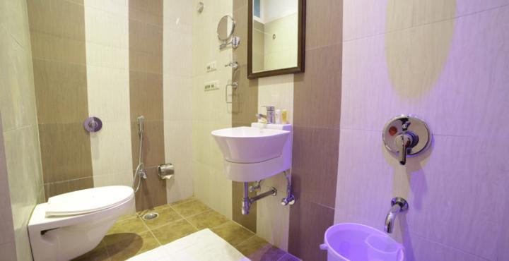 Oyo 1681 Hotel Devansh ウダイプル エクステリア 写真