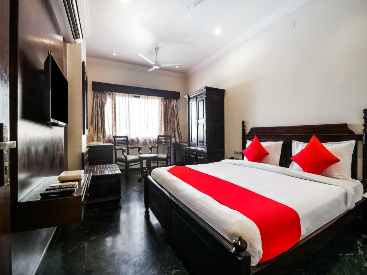 Oyo 1681 Hotel Devansh ウダイプル エクステリア 写真
