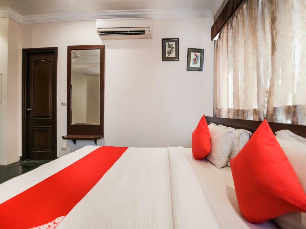 Oyo 1681 Hotel Devansh ウダイプル エクステリア 写真