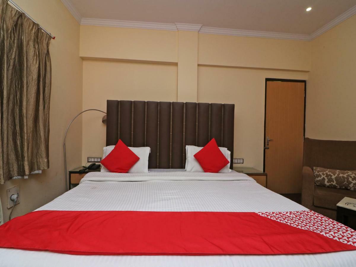 Oyo 1681 Hotel Devansh ウダイプル エクステリア 写真