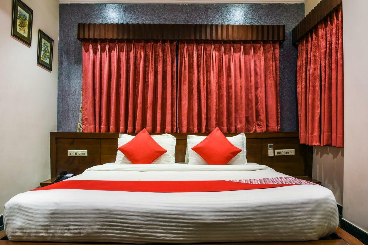 Oyo 1681 Hotel Devansh ウダイプル エクステリア 写真